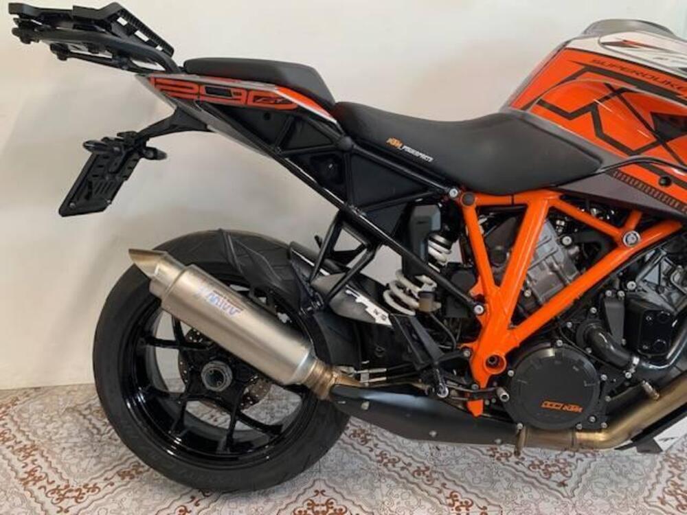 KTM 1290 Super Duke GT ABS (2016 - 18) (3)