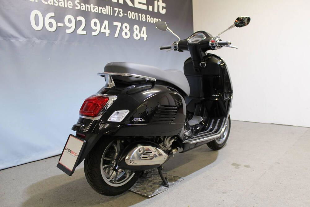 Vespa GTS 300 Super (2023 - 24) (4)