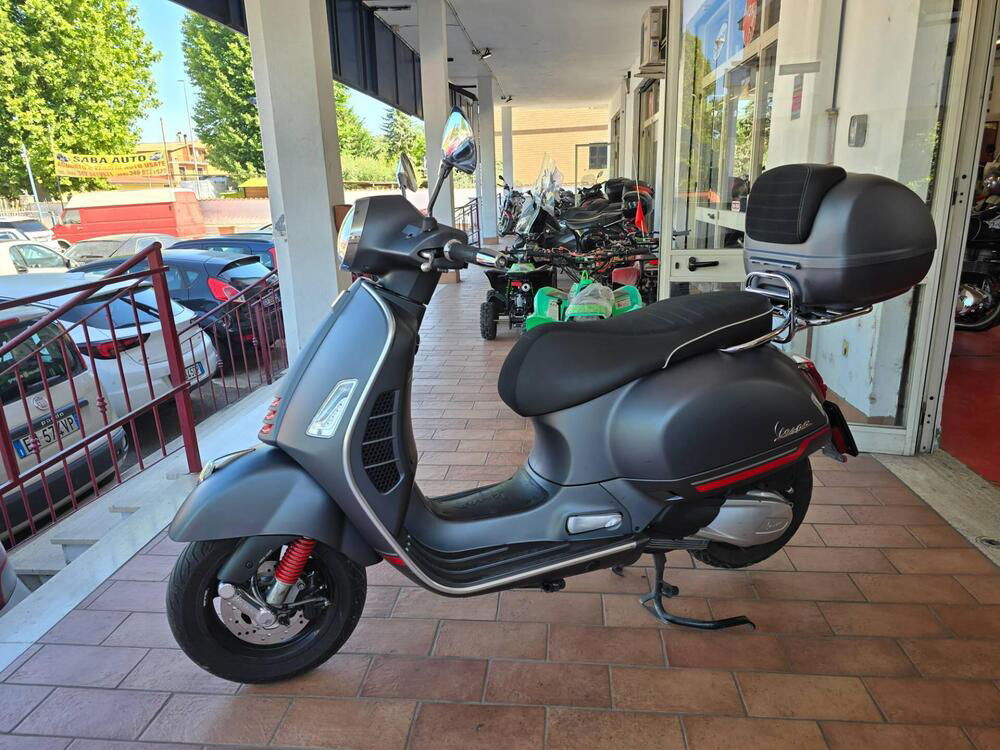 Vespa GTS 300 Super Sport Hpe (2021 - 22) (2)