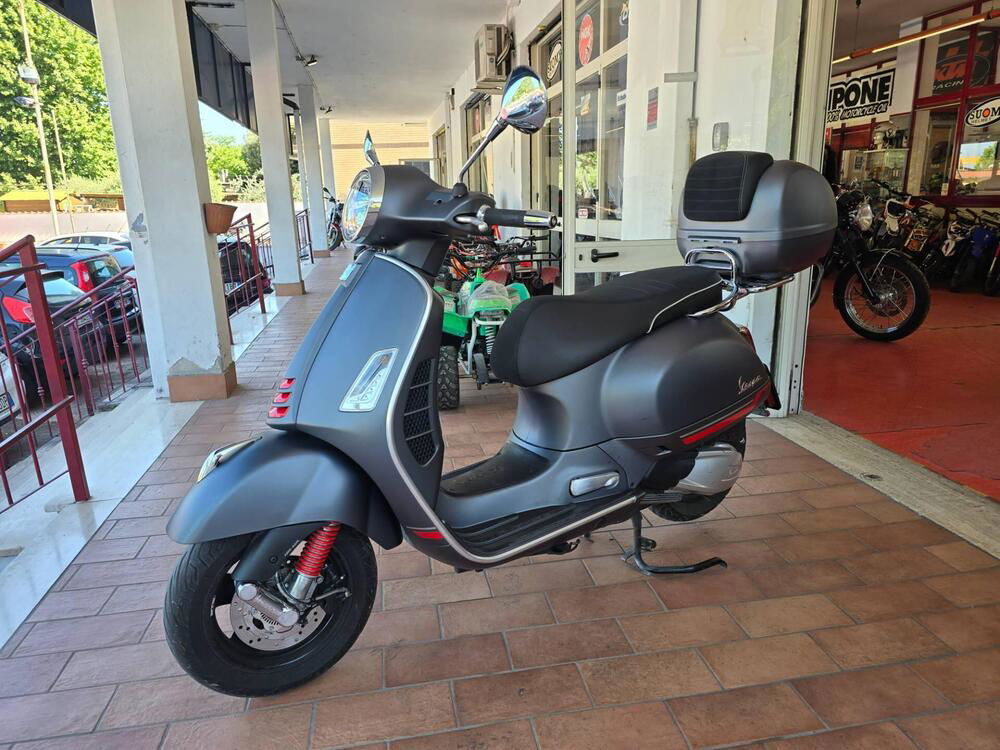 Vespa GTS 300 Super Sport Hpe (2021 - 22) (4)