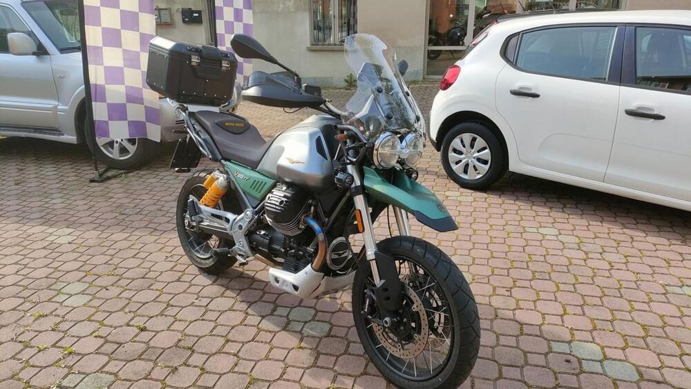 Moto Guzzi V85 TT Centenario (2021 - 22) (5)