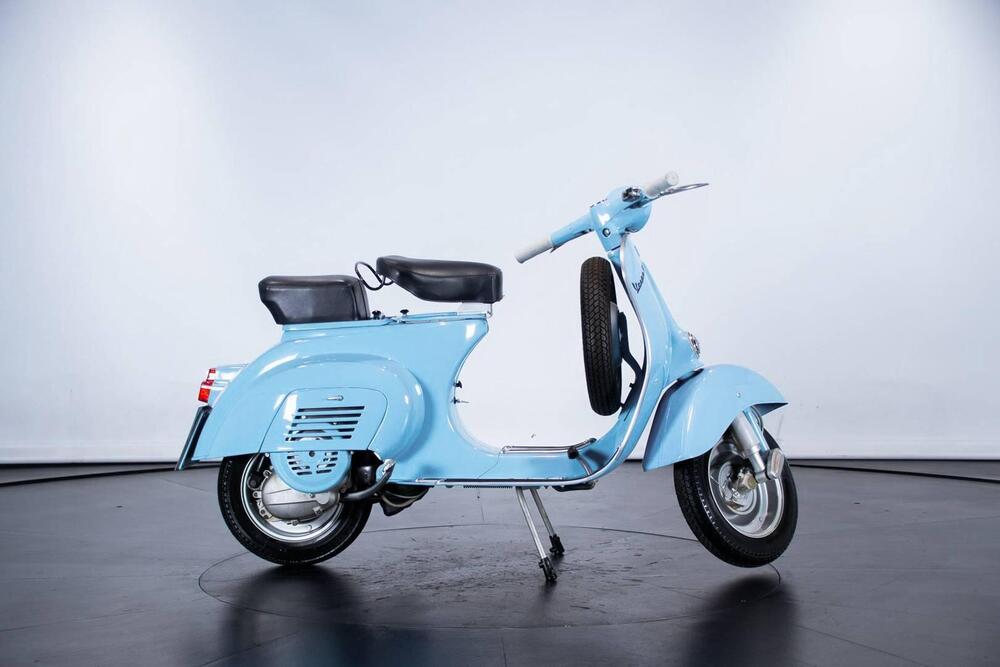 Piaggio VESPA 90 (4)