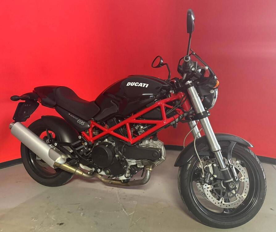 Ducati Monster 695 (2006 - 08)