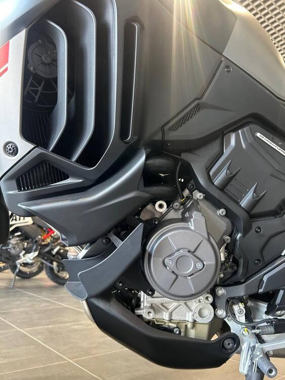 Ducati Multistrada V4 S Grand Tour (2024) (5)