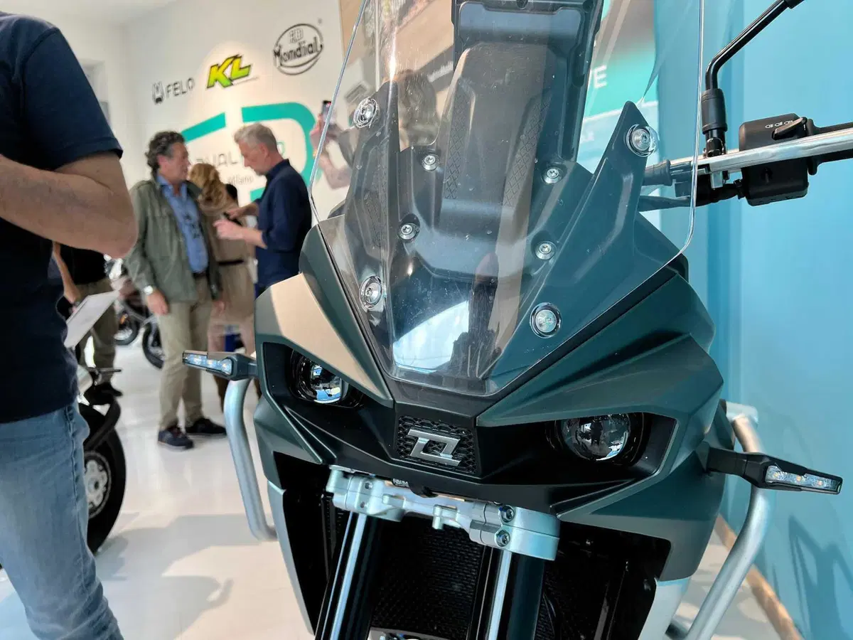 Dual Moto Milano, l’inaugurazione del flag ship milanese di Kove [VIDEO] (2)
