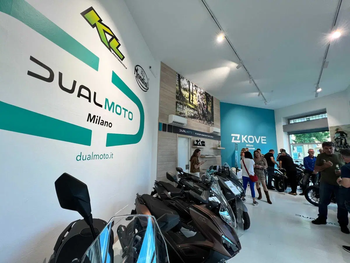 Dual Moto Milano, l’inaugurazione del flag ship milanese di Kove [VIDEO] (3)