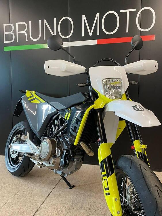 Husqvarna 701 Supermoto (2023 - 24) (4)