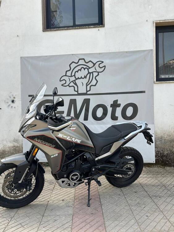 Moto Morini X-Cape 650 (2021 - 24) (2)