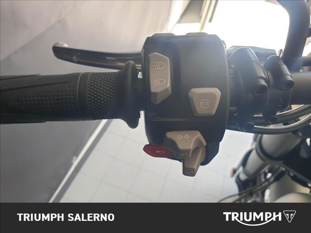 Triumph Scrambler 1200 XC (2021 - 23) (5)