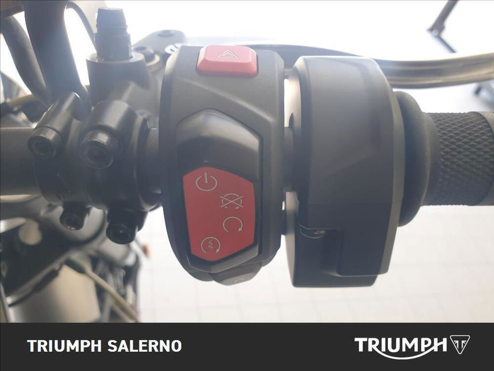 Triumph Scrambler 1200 XC (2021 - 23) (4)