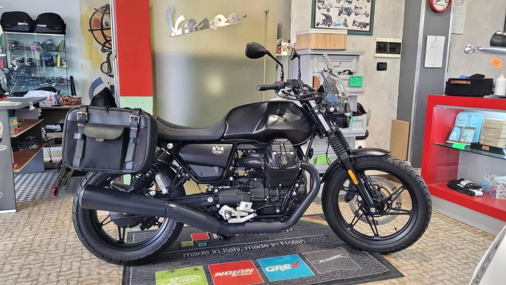 Moto Guzzi V7 850 Stone Special Abs (2021)