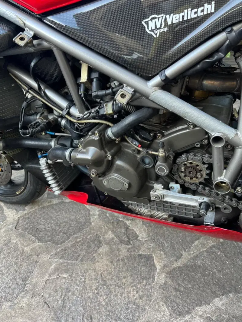 Ducati 916SPS (12)