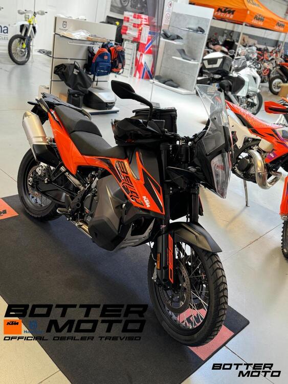 KTM 890 Adventure (2021) (2)