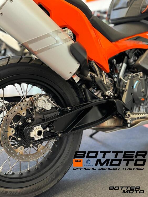 KTM 890 Adventure (2021) (5)