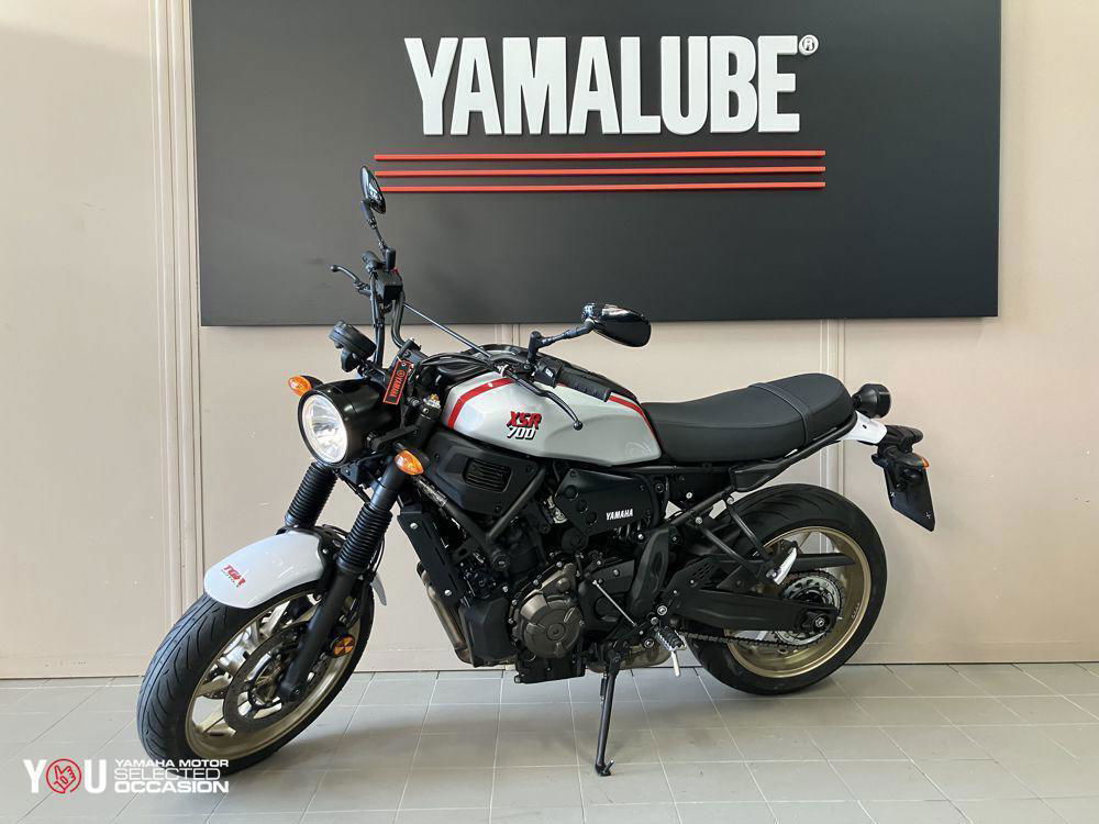 Yamaha XSR 700 XTribute (2021) (3)