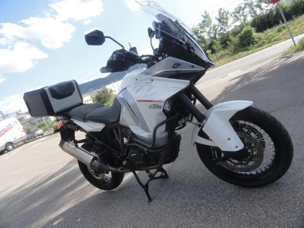 KTM 1290 Super Adventure T (2017) (4)