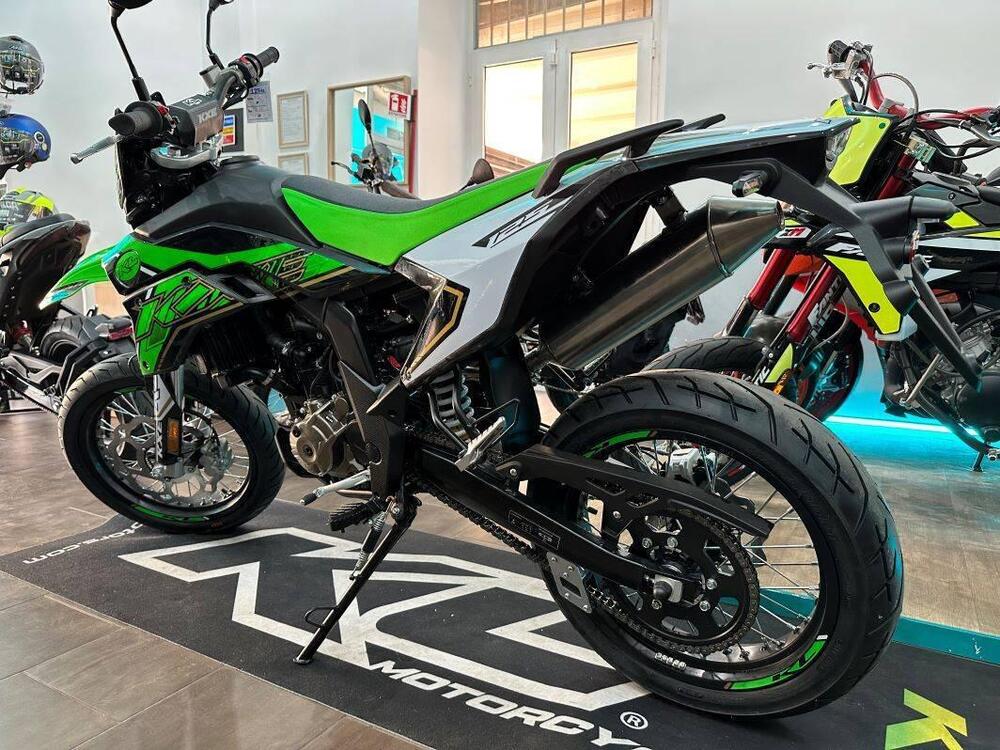 Kl KXE 125 Motard (2022 - 24) (4)