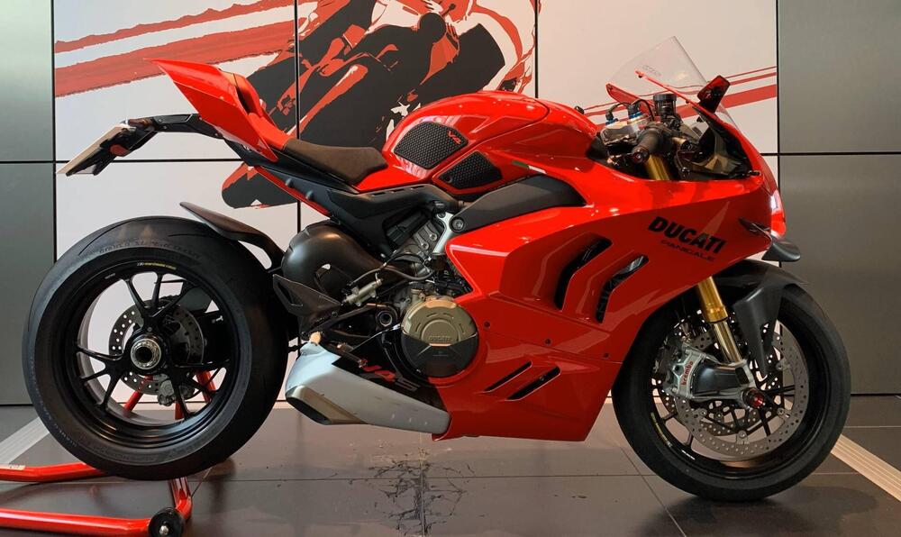 Ducati Panigale V4 S (2022 - 24) (2)