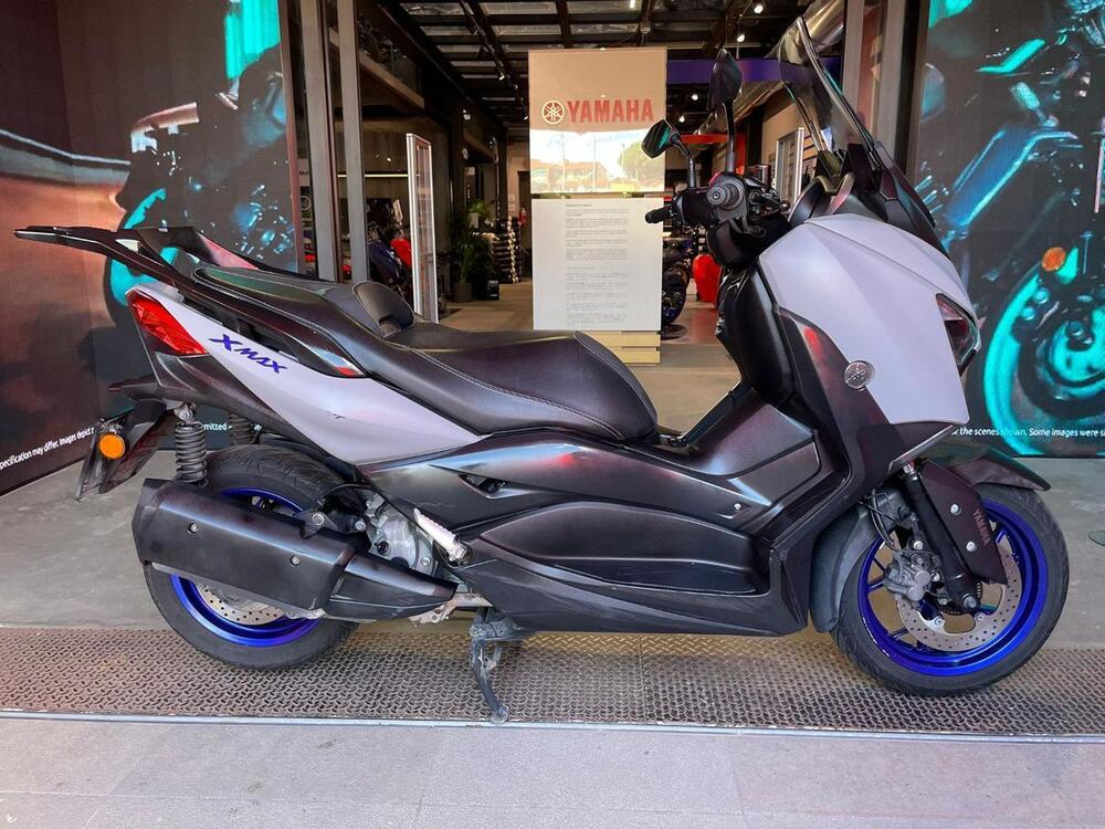 Yamaha X-Max 300 (2021 - 24) (3)