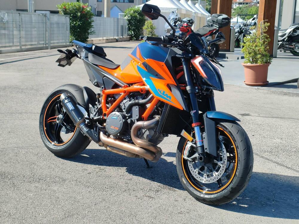 KTM 1290 Super Duke R (2021) (5)