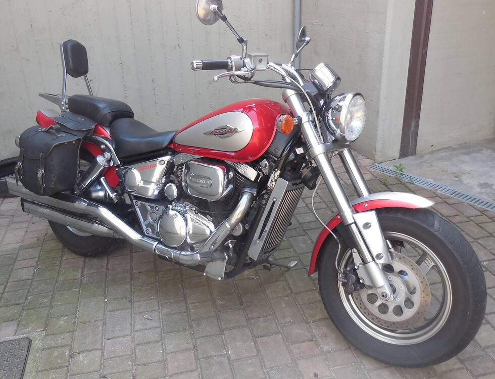 Suzuki Marauder VZ 800 (2)