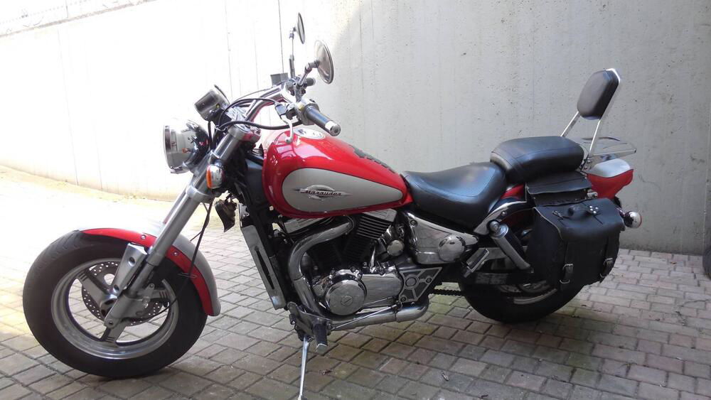 Suzuki Marauder VZ 800 (3)