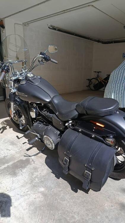 Harley-Davidson 1584 Street Bob (2008 - 15) - FXDB (4)
