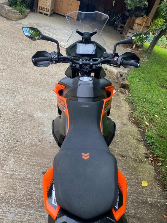 KTM 890 Adventure (2022) (4)