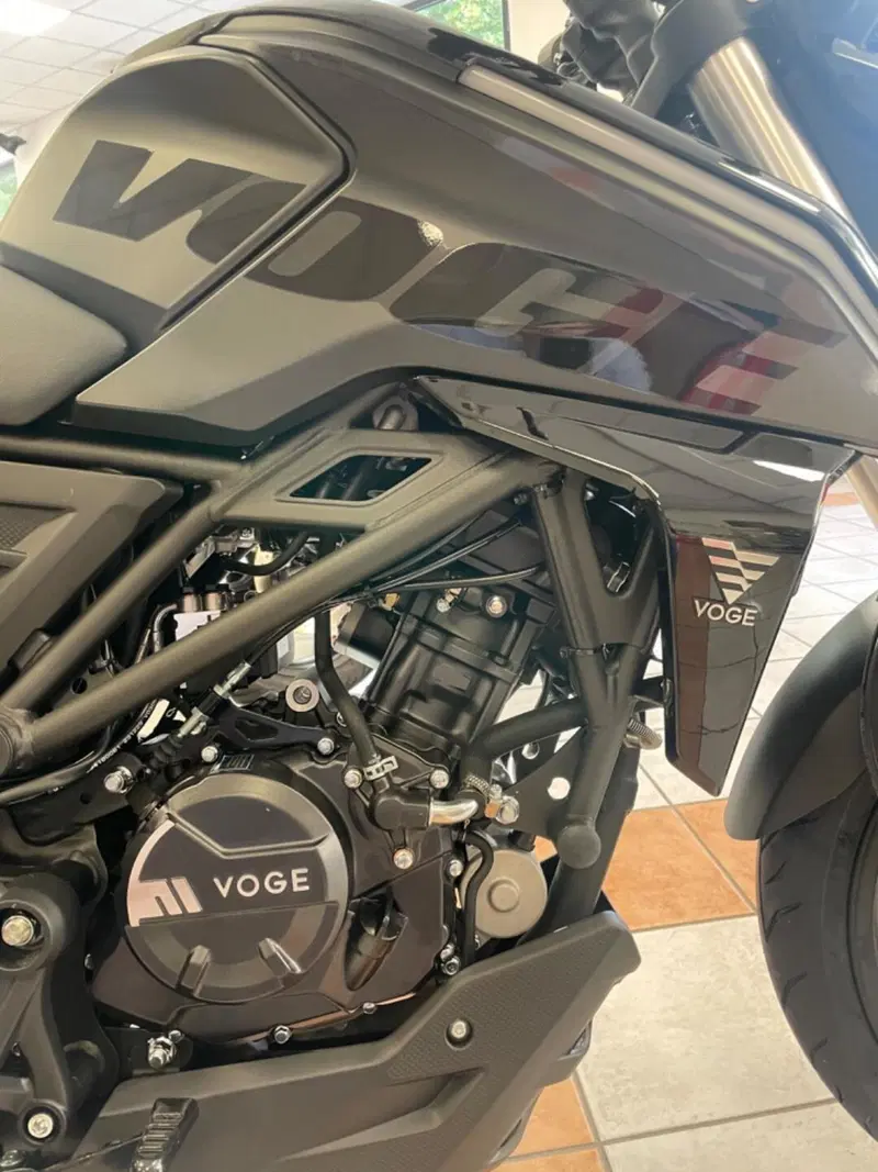 Voge Brivido 125R (2023 - 26) (6)