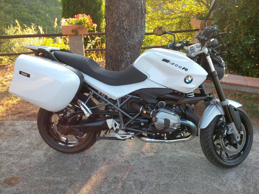 Bmw R 1200 R (2011 - 14) (2)