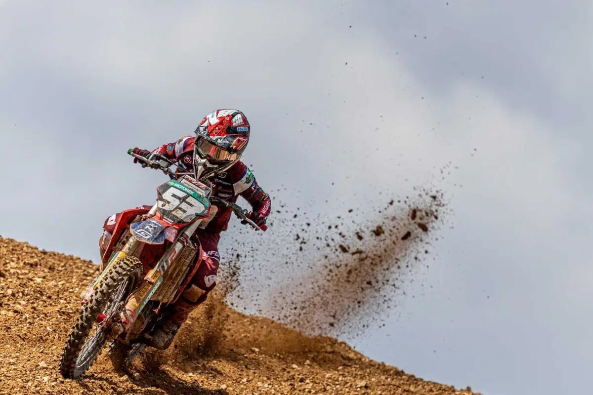 MXGP #10. GP d’Italia. Prado out a Maggiora, probabile infortunio! Una caduta che cambia il volto del mondiale? (17)
