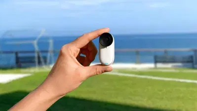 Presentata la nuova Insta360 GO 3S, la videocamera per il motociclista