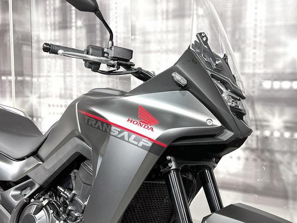 Honda Transalp XL750 (2023 - 24) (5)