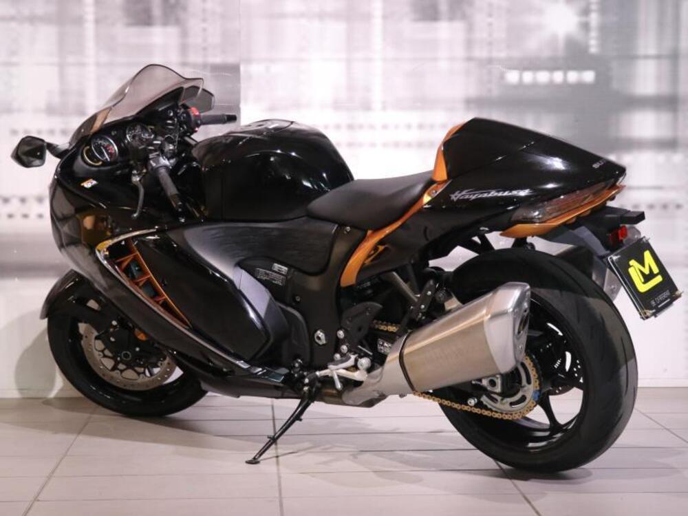 Suzuki GSX 1300 R Hayabusa (2021 - 24) (2)