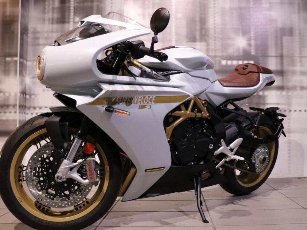 MV Agusta Superveloce 800 S (2021 - 24) (3)