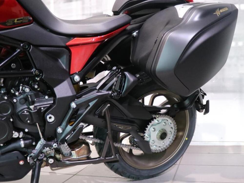 MV Agusta Turismo Veloce 800 Lusso SCS (2021 - 24) (5)