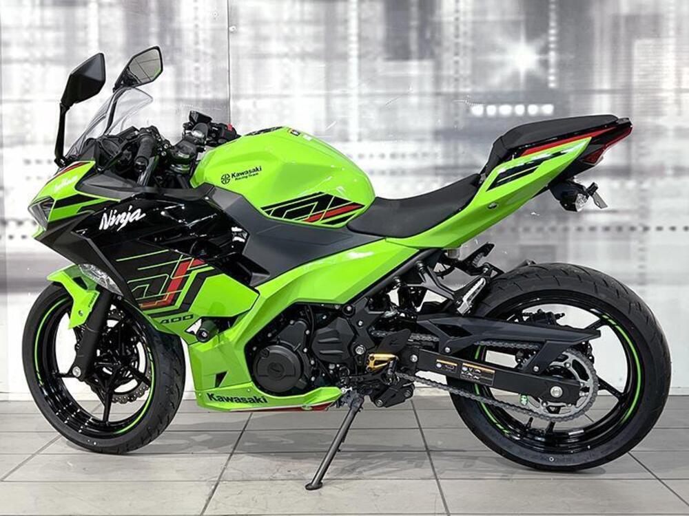 Kawasaki Ninja 400 (2023) (2)