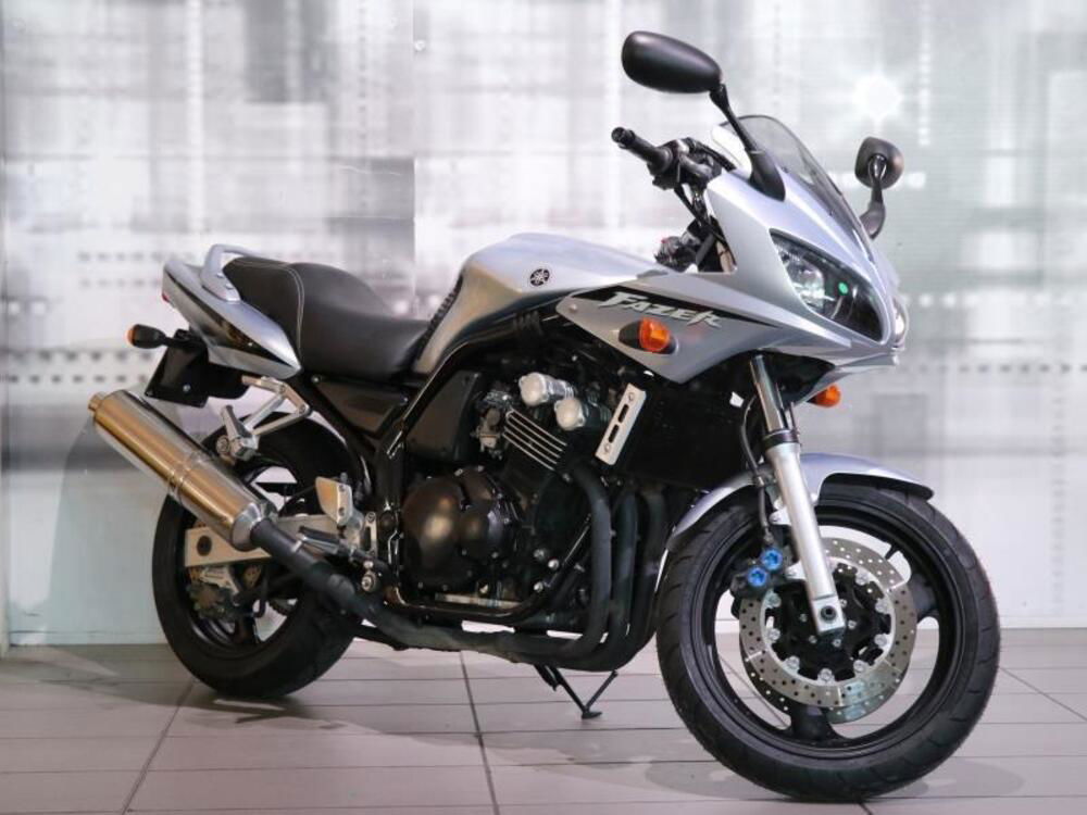 Yamaha FZS 600 Fazer (2002 - 03)