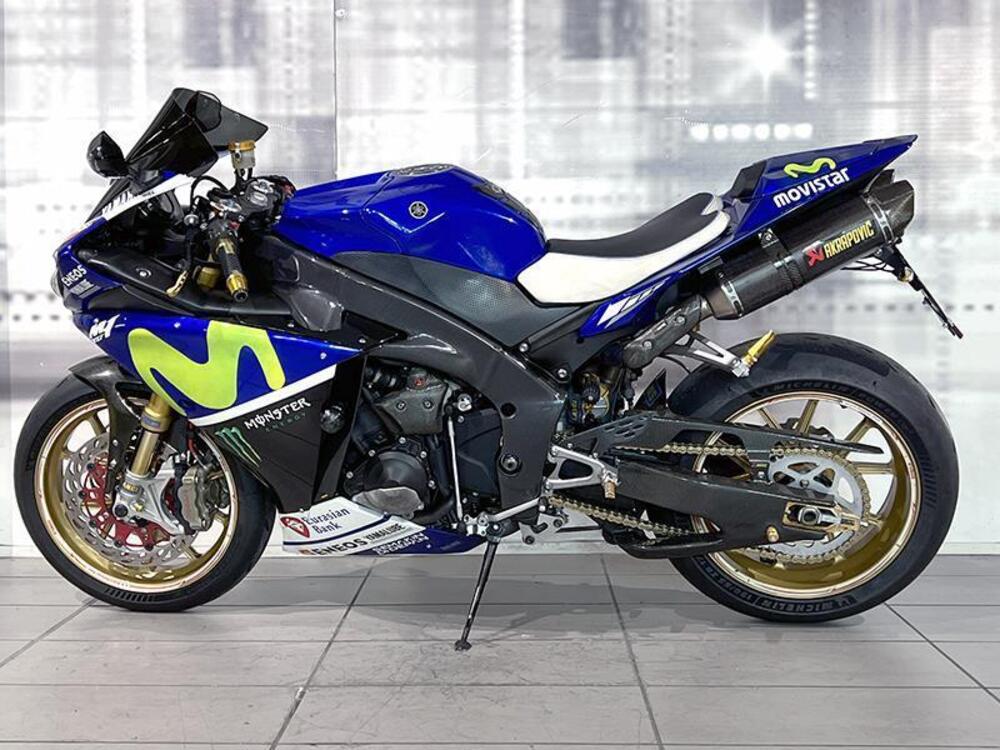 Yamaha YZF R1 (2009 - 11) (2)