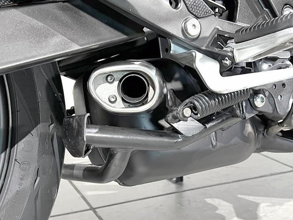 Yamaha XJ6 Diversion (2009 - 15) (5)