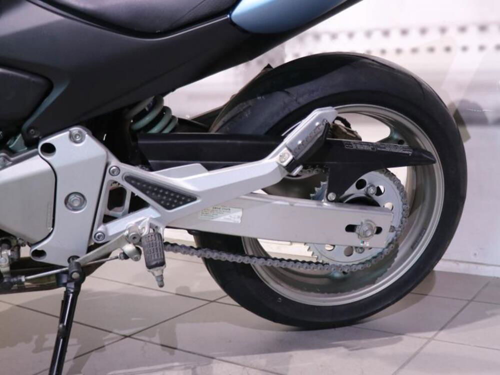 Honda Hornet 600 (2005 - 06) (5)