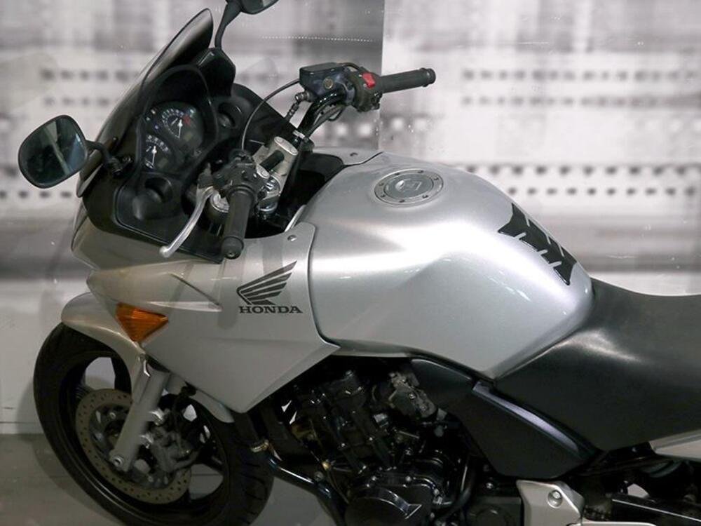 Honda CBF 600 (2004 - 06) (5)