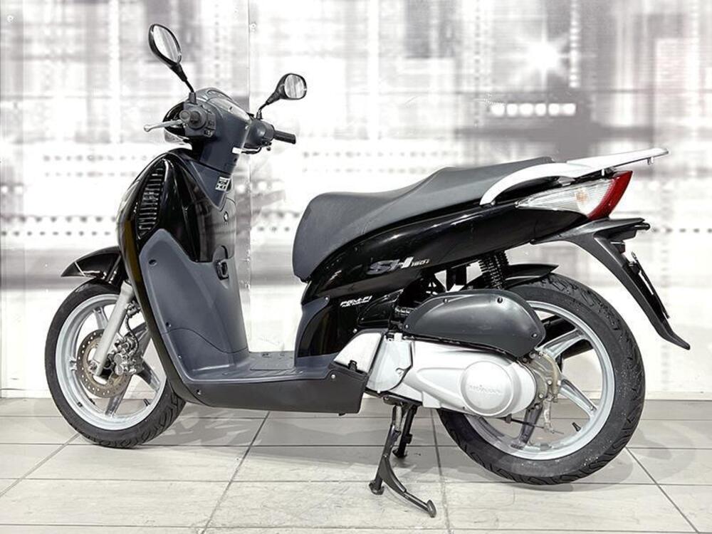 Honda SH 150 i (2005 - 08) (2)