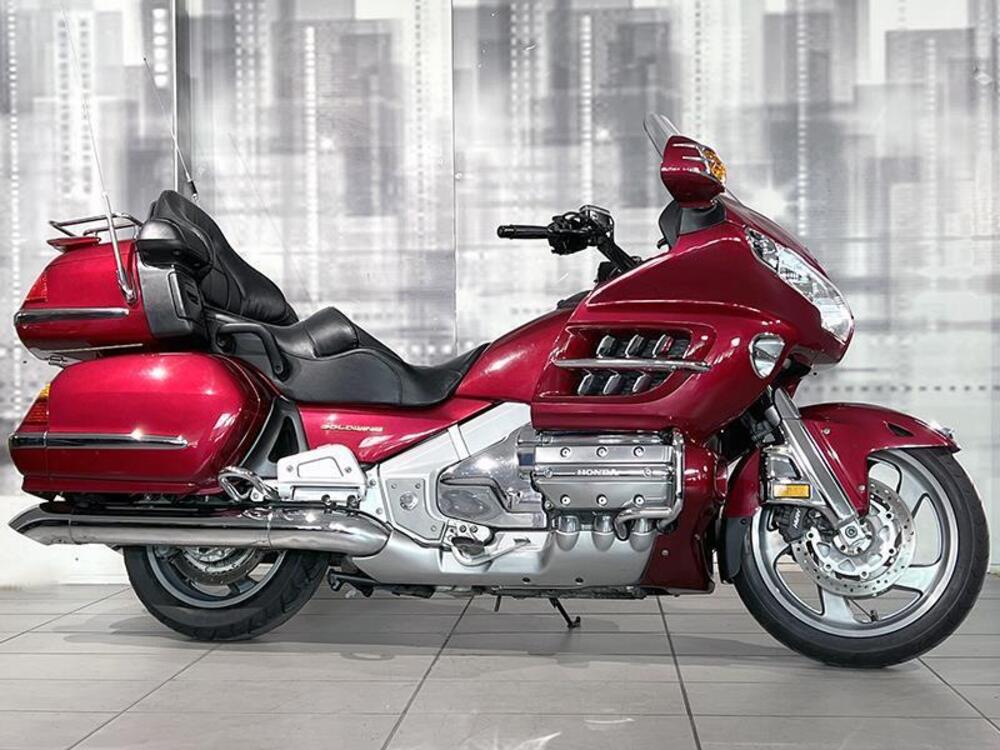 Honda GL 1800 Gold Wing (2000 - 05)