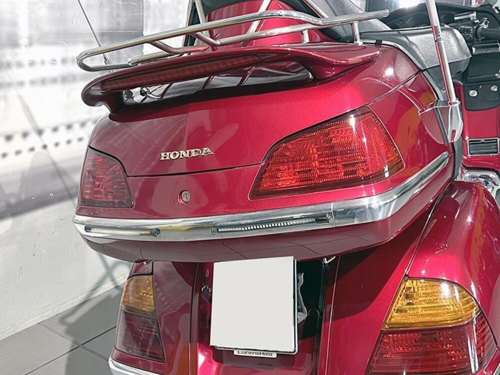 Honda GL 1800 Gold Wing (2000 - 05) (5)