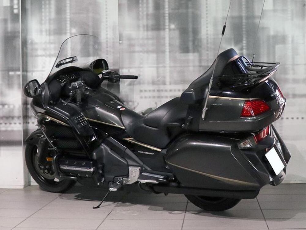 Honda GL 1800 Gold Wing (2012 - 17) (2)