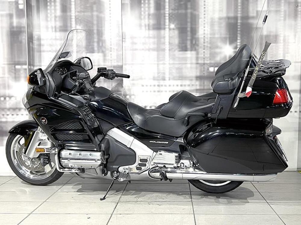 Honda GL 1800 Gold Wing (2012 - 17) (2)