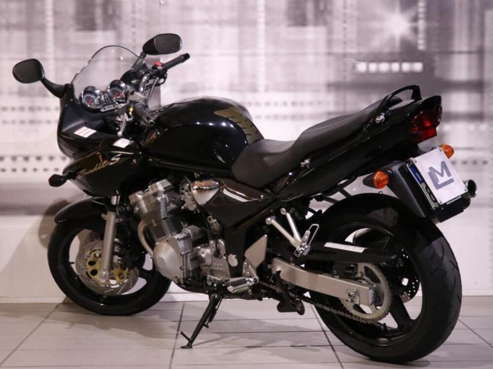 Suzuki GSF 600 Bandit (2000 - 05) (2)