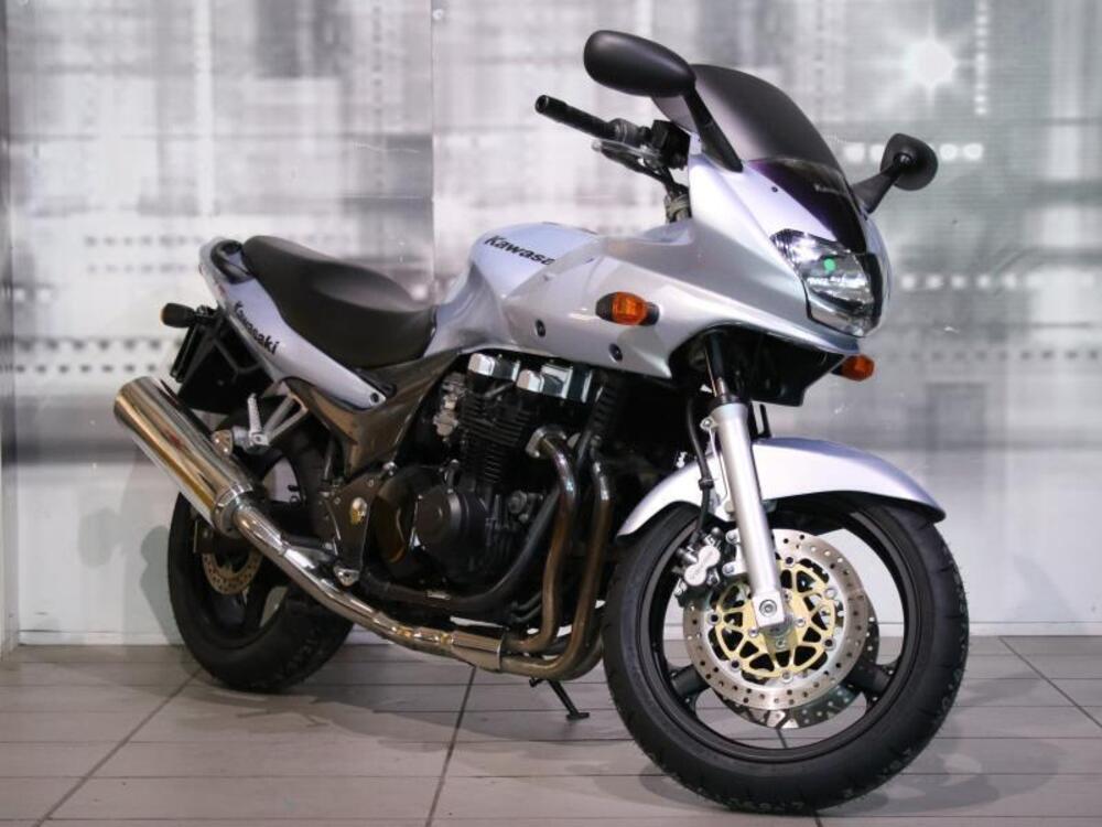 Kawasaki ZR-7 (2001 - 04)