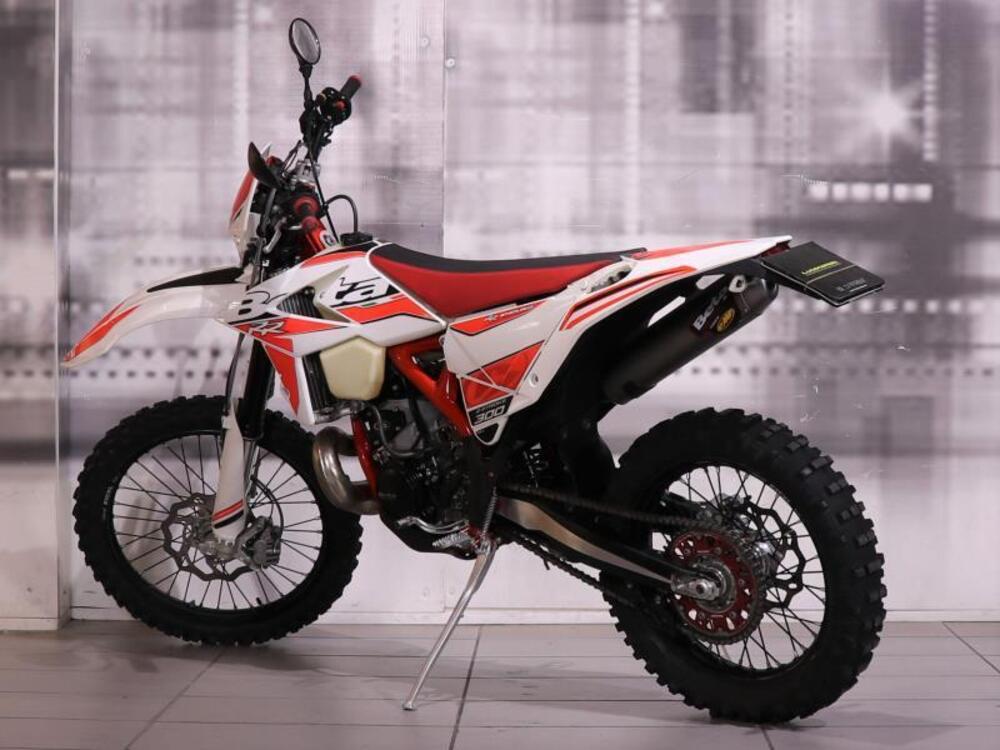 Betamotor RR 300 2T Enduro (2018) (2)